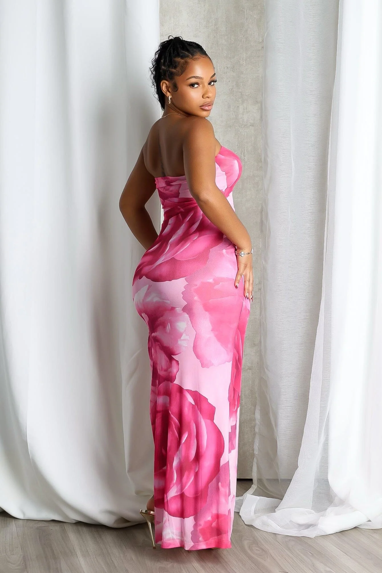 Powdery Floral Print Tube Maxi Dress 2 Powdery Floral Print Tube Maxi Dress